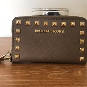 Michael Kors wristlet